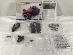Testors Metal Body Plymouth Prowler Metal Model Kit #136 1:43 Scale Parts Sealed