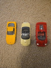Group Of 3 Vintage Model Cars Scaled 1:24 Ford, Ferrari, Chevrolet. Italy&China