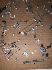 Vintage Junkyard Lot Of Plastic Model Chrome Parts And Pieces (Lot Jy441)