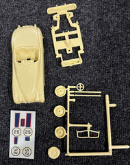 New, Unassembled, Vintage Le Mans Lindberg XK140 Jag Jaguar Yellow Model Kit