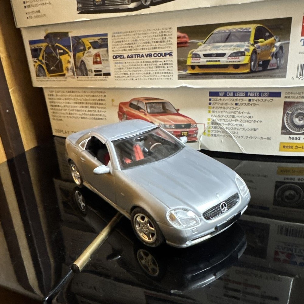 1/24 Fujimi Mercedes-Benz AMG SLK Model Kit