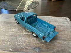 AMT ERTL 1992 Ford F-150 XLT Bimini Blue Stock #8920 Promo Model