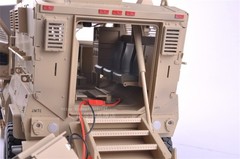 Trumpeter US MaxxPro MRAP 00815 1/16 Digital Remote Control Version Model Car