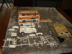 AMT T469 Model kit Monza 2+2 Box Opened 1976 Kit Ex Started Condition Original