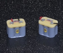 ESS RESINWORKS 1:24 1:25 SCALE MODEL OPTIMA CAR BATTERY PRE-COLORED 2x