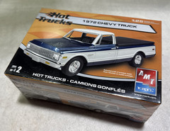 AMT 1:25 Car Kit 1972 Chevy Truck Hot Trucks Factory Sealed New