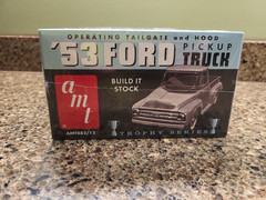 AMT 1953 Ford Pickup Truck 1/25 Model Kit 3 in 1 Trophy Series NEW ’53 AMT882