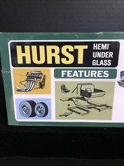 AMT 1153/12 HURST HEMI UNDER GLASS BARRACUDA DRAG CAR-NIB-1/25 SCALE