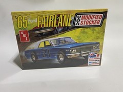 AMT 65 Ford Fairlane Modified Stocker Retro Deluxe Plastic Model Kit Sealed Box