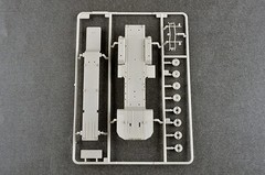 Trumpeter 07158 1/72 M983 HEMTT & M901 Launching Station MIM-104 Patriot PAC-2