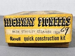 Vintage REVELL Model Car ‘Highway Pioneers’ 1909 Stanley Steamer Box w/ Model T