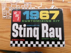 RARE & VINTAGE AMT 1967 CORVETTE STING RAY KIT 6927-170