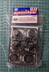 Tamiya MINI 4WD LOW-PROFILE TIRE & 1-WAY WHEEL SET Upgrade Parts 15443