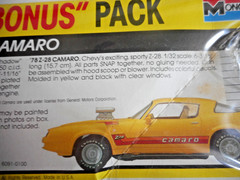 Monogram ’82 Corvette 1/24 & ’78 Camaro Z-28 1/32 Snap Tite Bonus Pack Model Kit
