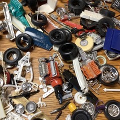 Miscellaneous Model Parts Used Parts Only Almost 2 Pounds