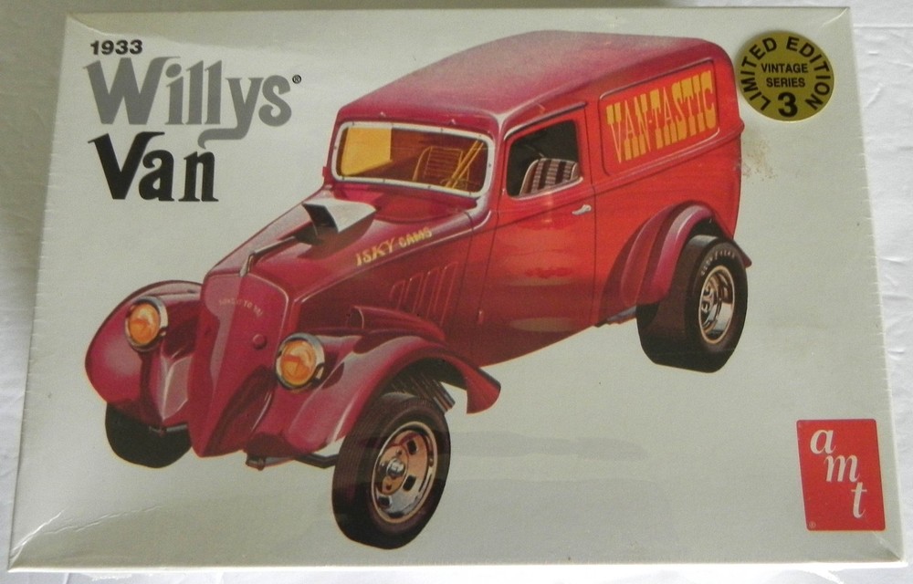 AMT 1933 Willys Van 1:25 Plastic Model Kit 6182 427 Cammer NIB