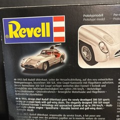 REVELL 05633 MERCEDES-BENZ 300 SLR UHLENHAUT COUPE MODEL KIT-NIB-1:24 SCALE