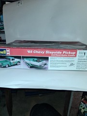 Revell 1996 1:25 ’65 Chevy Stepside Pickup & Hemi-Hydro Combo #85-7249 Skill 2