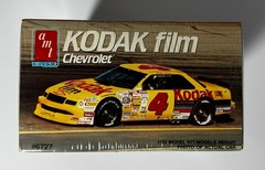 AMT/ERTL #6727 1/25 Scale Ernie Irvan Kodak Film #4 Chevy Lumina 1990 – SEALED