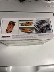 REVELL 1970 DODGE CHALLENGER T/A 2N1 PLASTIC MODEL KIT 1/24 SCALE