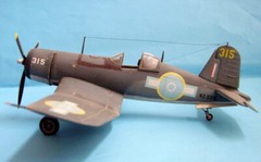 172 Soviet fighter Yakovlev Yak-3 Směr 0835 Plastic Model kit