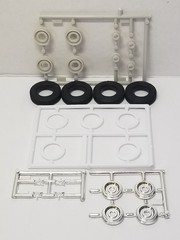 1958 Edsel Pacer WHITEWALL TIRES & HUBCAPS from AMT 1:25 Model Kit 58