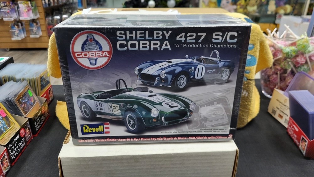 NIB 2004 SHELBY COBRA 427 S/C 1/24 MODEL KIT REVELL #85-2828 SEALED BRAND NEW