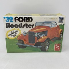 AMT Street Rods 32 Ford Roadster A132 25th Anniversary Alltime Great New Dusty