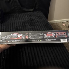 Tamiya 24192 Nissan R390GT1 model kit
