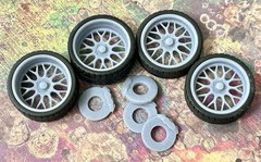 1/24 Scale: 24-Inch “Raceline Legacy” Wheels And Tires; Resin;1/25