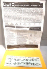 REVELL HUMMER H2 CALIFORNIA WHEELS 1/25 SCALE MODEL KIT STARTED W/ SEALED BAGS