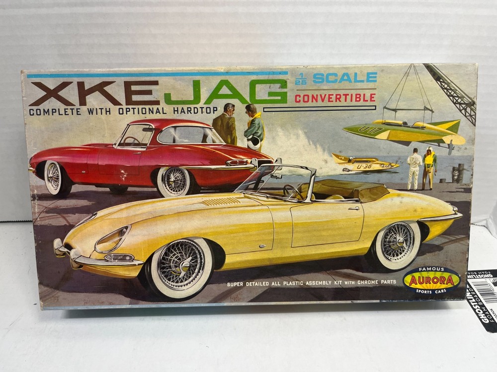 1/25 AURORA JAGUAR XKE JAG HARDTOP OR CONVERTIBLE PARTIALLY BUILT MODEL CAR KIT