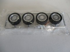 FUJIMI MERCEDES-BENZ SLK 230 1/24 OPENED AND PROFESSIONALLY STARTED