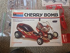 Monogram Cherry Bomb 1/24 1970 Turbine-Powered Show Rod, Chopper and Trailer