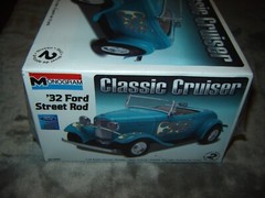Monogram #85-0882 Model kit 1932 Ford St Rod Factory sealed 1/24 scale 2009 kit