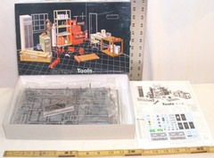 FUJIMI AUTOMOTIVE GARAGE & TOOLS DINORAMA MODEL KIT SET BOXED 1:24 #GT2