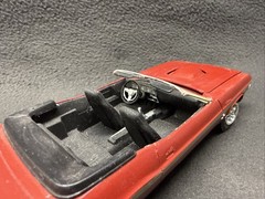 AMT ’70 Challenger R/T Convertible Model 1/25 Built Muscle Car Dodge Mopar 440