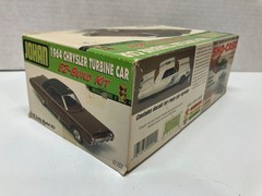 VINTAGE JO-HAN 1/25 SCALE 1964 CHRYSLER TURBINE CAR MODEL UNBUILT KIT