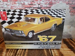 AMT 1/25 1967 Chevy Chevelle Pro Street Model Kit – Gold (AMT876) New Factory