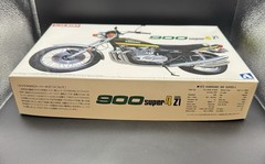 Aoshima Kawasaki 900 Z1 Model Kit 1/12 Plastic Model NIB