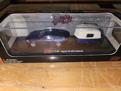 JAGUAR XK WITH CAMPER, HO SCALE, NEW, SEE PHOTOS