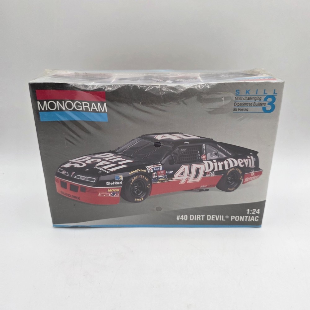 Monogram #40 Dirt Devil Pontiac Vintage Model Car Kit, Vintage, 2973 NIB