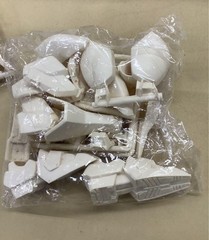 B-CLUB 1/100 MG Hi-Nu Gundam Resin Conversion Kit for RX-93 Nu Gundam