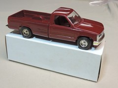 1988 Chevrolet Silverado C1500 pickup 1/25 MPC dealer promo brandy wine RZ model
