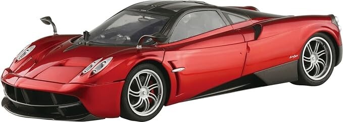 Pagani Huayra 2012 by Aoshima – 1/24 Scale Super Car Series No.02 Model Kit