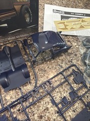 REVELL 1951 HENRY J SAINTS NEW INSIDE KIT! CIRCA 1995!! VMCP!