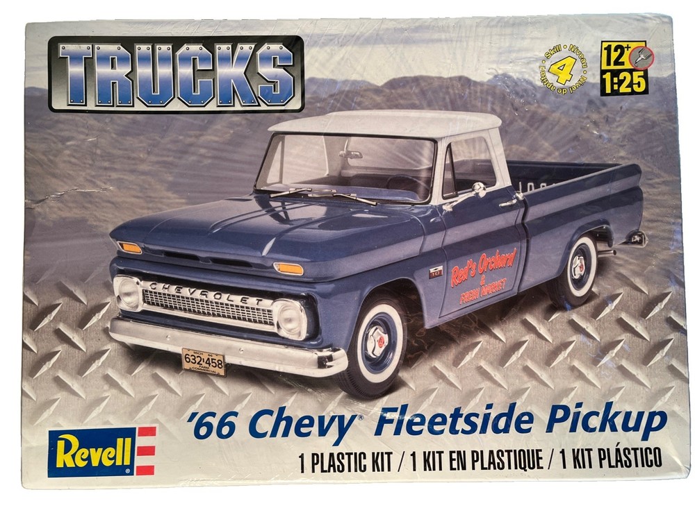 Revell ’66 Chevy Fleetside Pickup Truck Plastic Model Kit 1:25 857225 (B239)