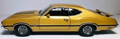 Oldsmobile 442 OLDS Built Muscle Race Classic Car Model Hot Rod Carousel GO1 24