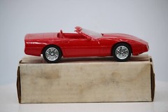 AMT/ERTL 1990 Corvette Convertible Bright red Promo Model 1:24 #6044