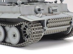Tamiya 1/35 Military No.216 German Heavy Tank Tiger I Early Production 35216 F/S